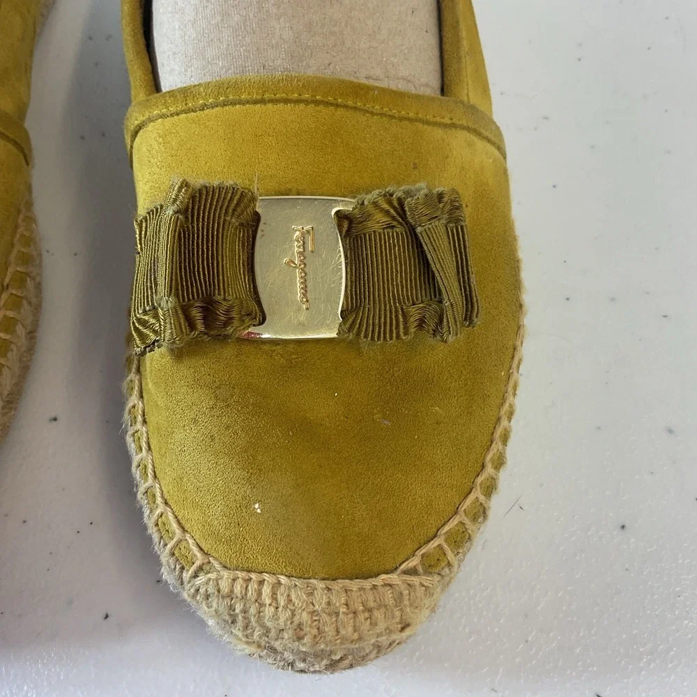 Ferragamo‎ Elodie Espadrille Suede Slip-On Flats Mustard Chartreuse Sz 7.5 Women